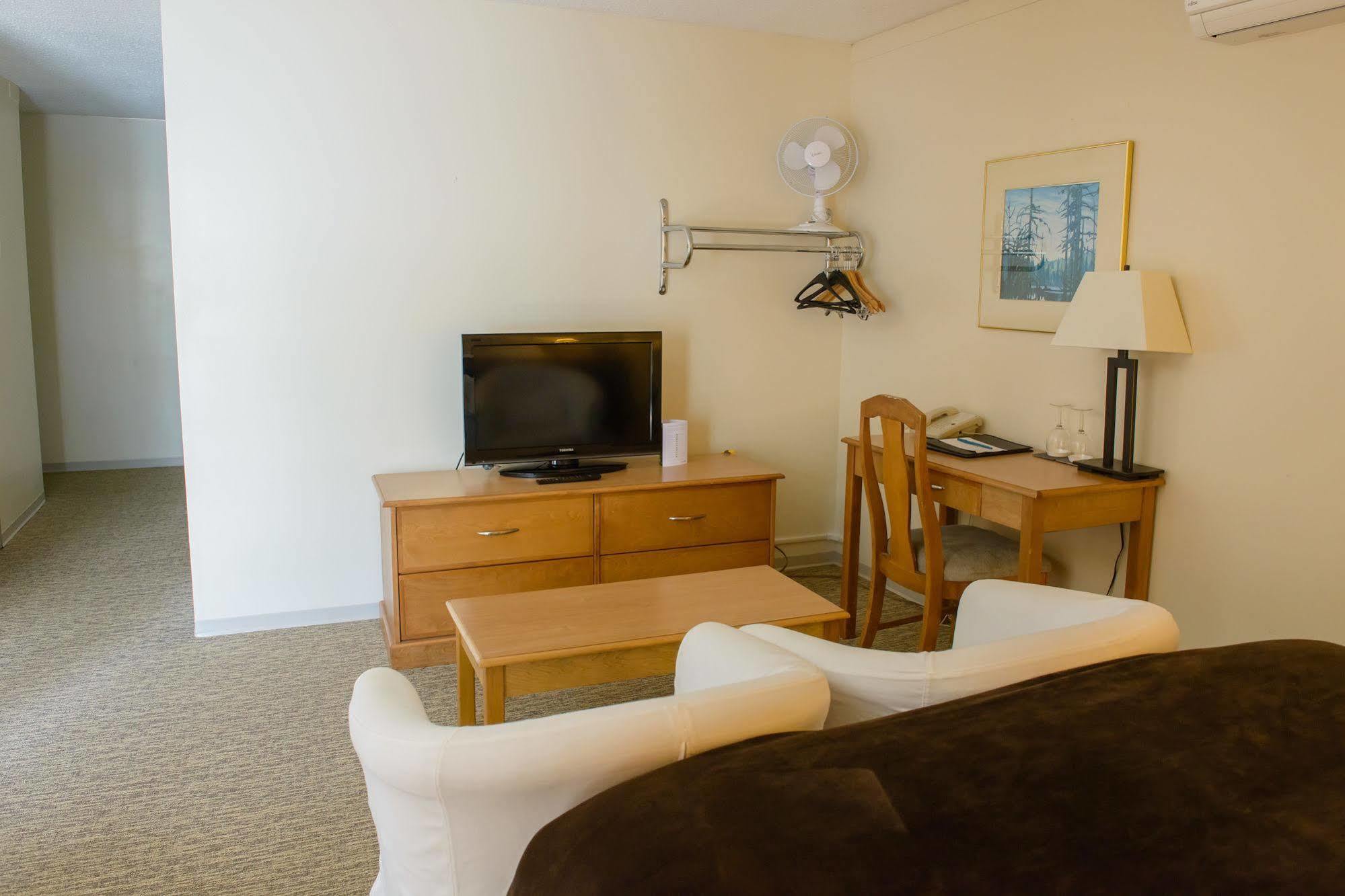 Driftwood Inn Sechelt Luaran gambar
